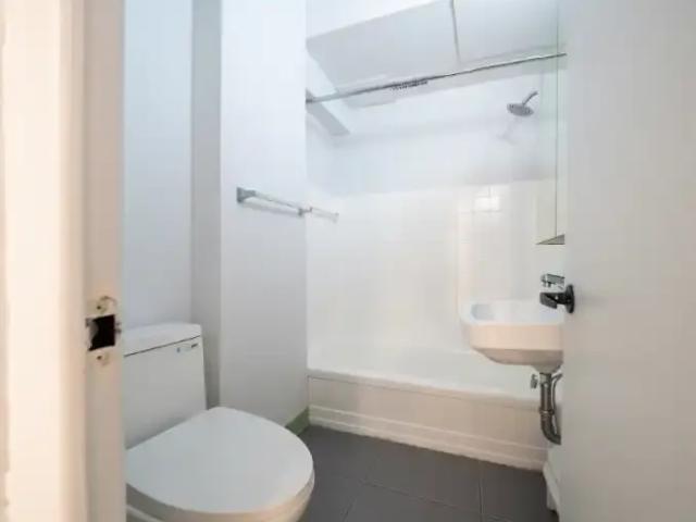 Apartment for rent in St. Leonard's, Quebec