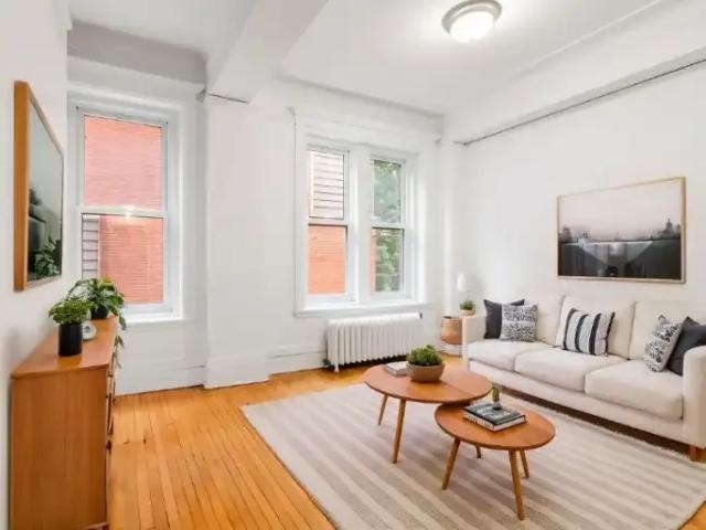 Apartment for rent in St. Leonard's, Quebec