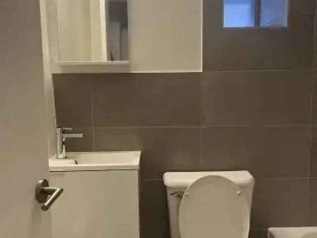 Apartment for rent in Milton-Parc, Montréal
