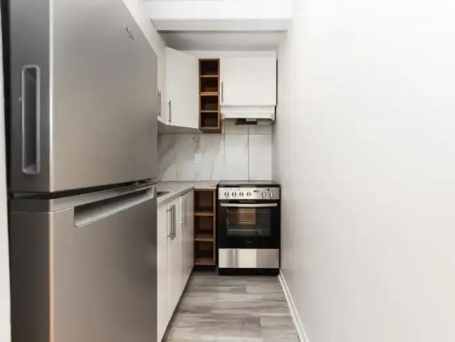 Apartment for rent in St. Leonard's, Quebec