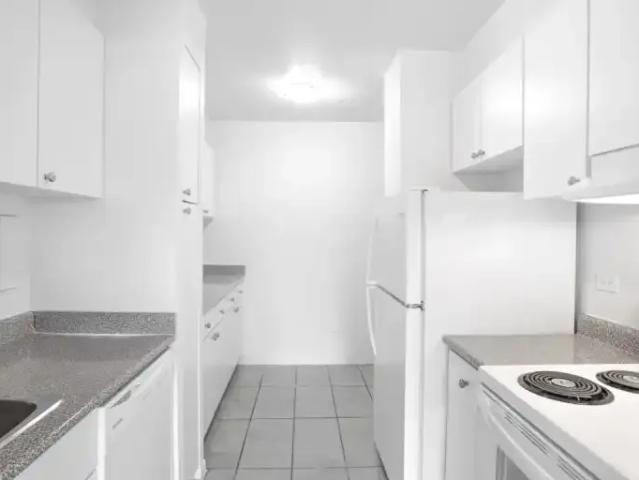 Apartment for rent in St. Leonard's, Quebec
