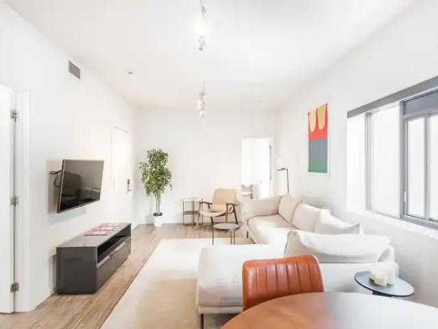 Apartment for rent in St. Leonard's, Quebec