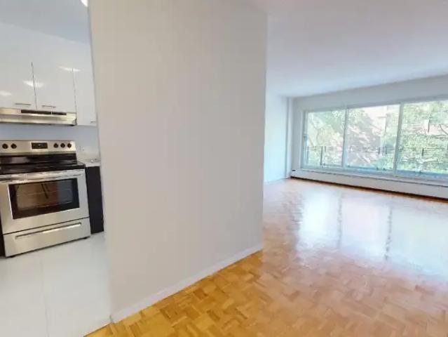 Apartment for rent in St. Leonard's, Quebec