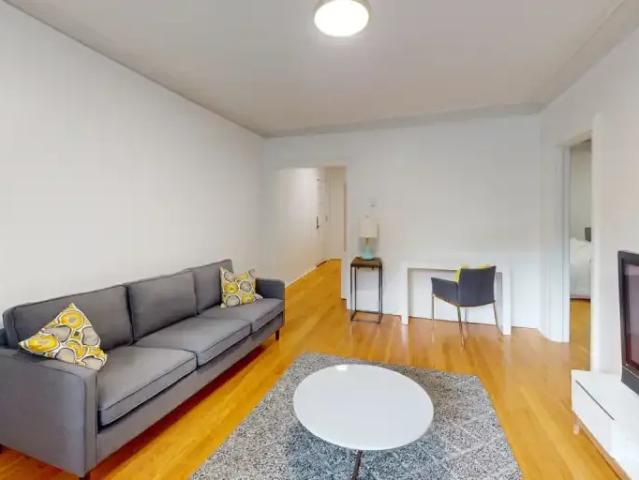 Apartment for rent in St. Leonard's, Quebec