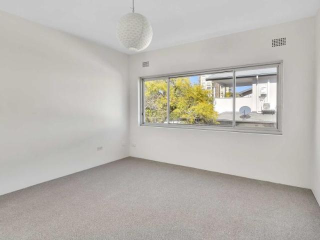 Apartment for rent in Lower North Shore, Sydney