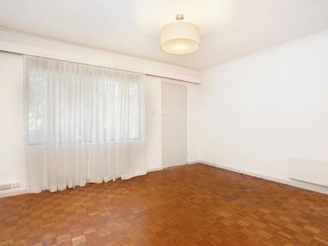 Apartment for rent in Murrumbeena, Melbourne