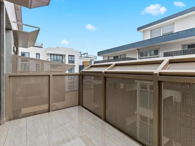 Apartment for sale in Oakleigh, Melbourne