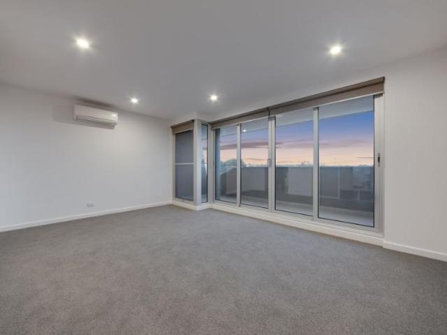 Apartment for sale in Oakleigh, Melbourne