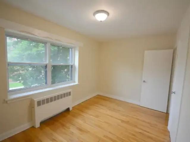 Apartment for rent in Mulhurst Bay, Ontario