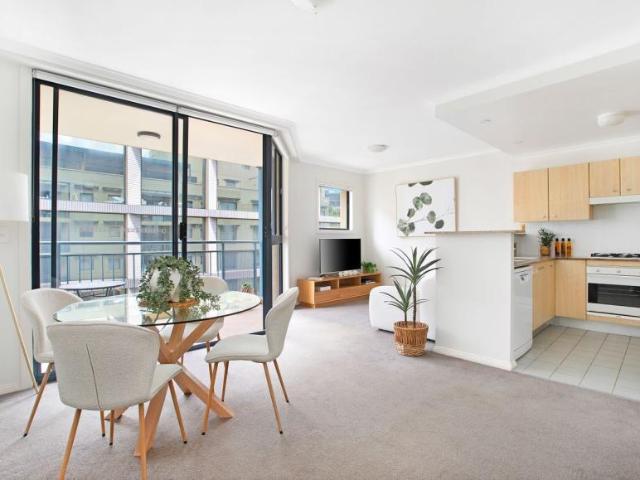 Apartment for sale in Pyrmont, Council of the City of Sydney