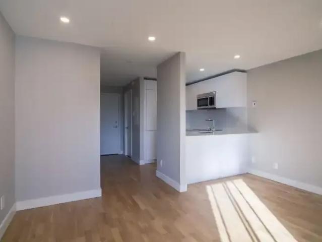 Apartment for rent in Greenfield Park, Longueuil