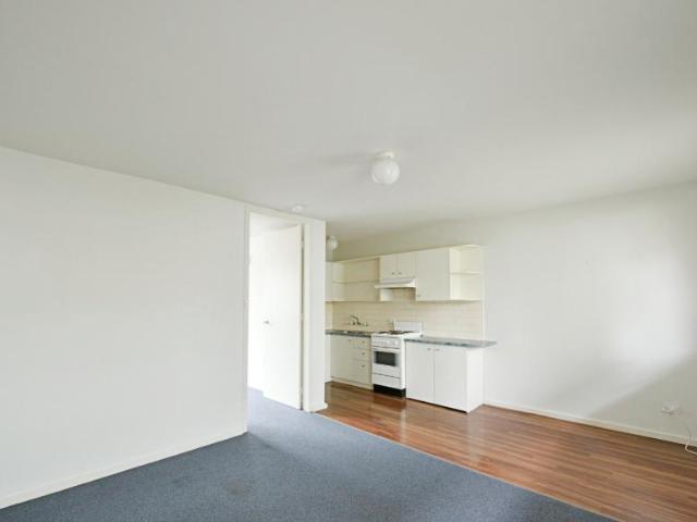 Apartment for rent in St Kilda East, Melbourne