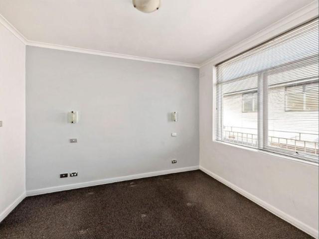 Apartment for rent in St Kilda East, Melbourne