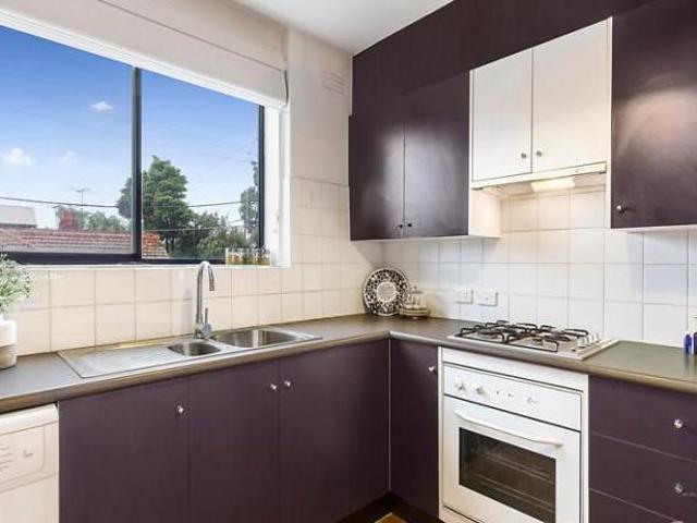 Apartment for rent in St Kilda East, Melbourne
