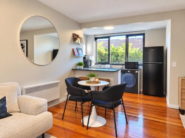 Apartment for rent in St Kilda East, Melbourne