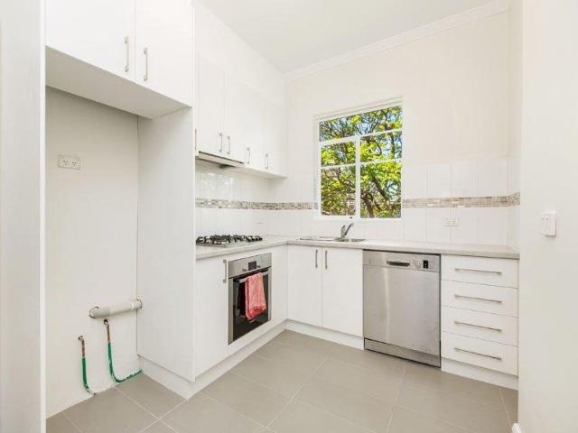 Apartment for rent in St Kilda East, Melbourne