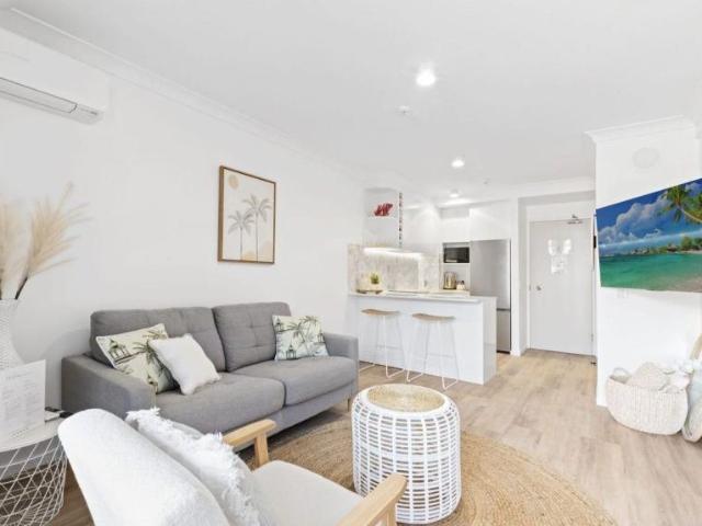 Apartment for sale in Surfers Paradise, Gold Coast City