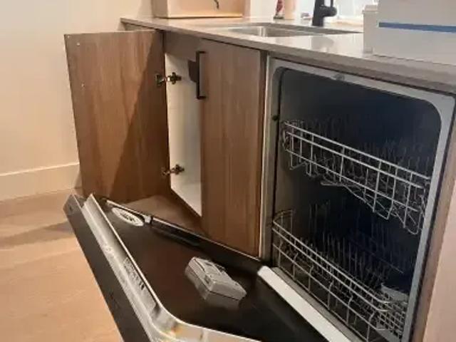 Apartment for rent in Surrey, British Columbia