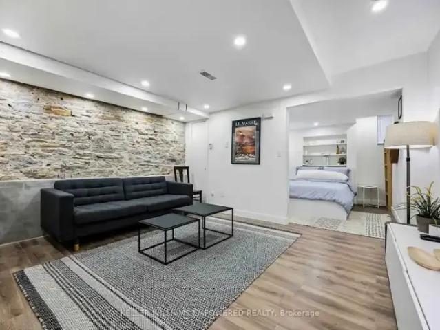 Apartment for rent in Parkdale, Toronto
