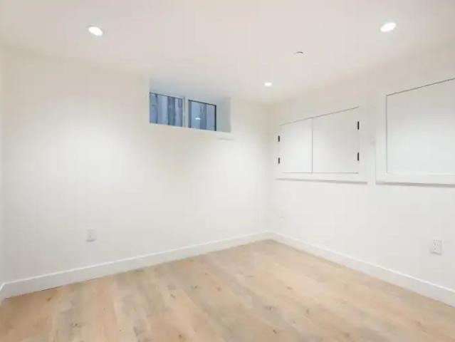 Apartment for rent in Vancouver, British Columbia