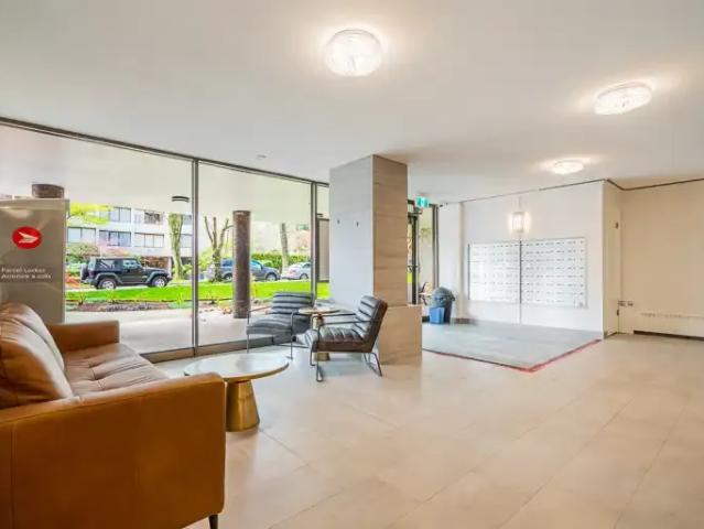 Apartment for rent in Denman Village, Vancouver