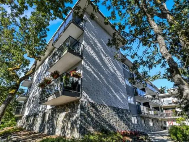 Apartment for rent in Saanich, British Columbia