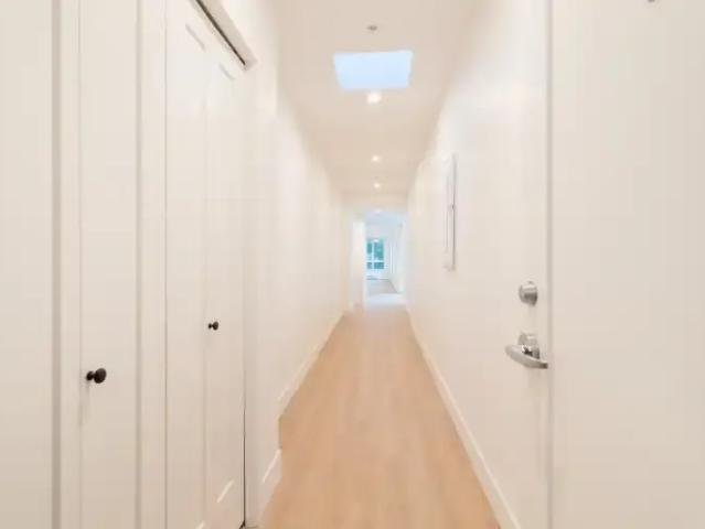 Apartment for rent in Victoria, British Columbia