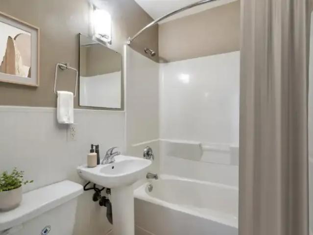 Apartment for rent in East St. Paul, Manitoba