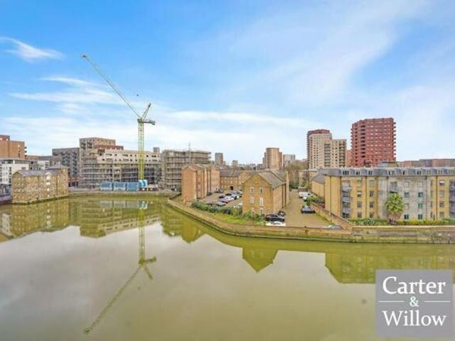 Apartment for sale in Greater London