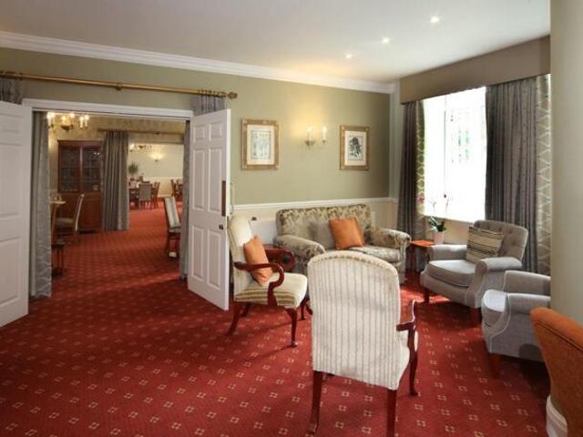 Apartment for sale in Barnet, West Finchley
