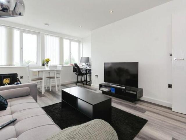 Apartment for sale in West Midlands
