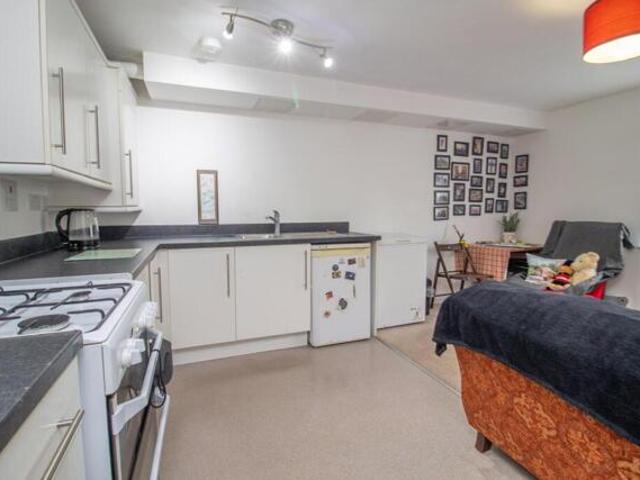 Apartment for sale in Bletchley and Fenny Stratford, Bletchley