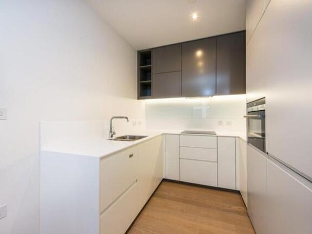 Apartment for sale in King's Cross, Greater London