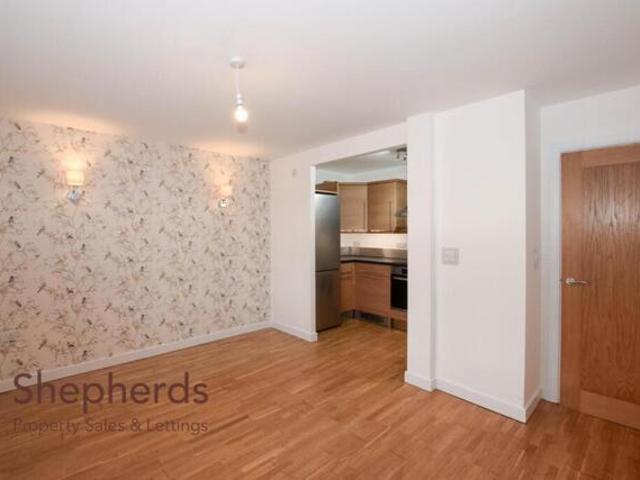 Apartment for sale in Broxbourne, Hertfordshire