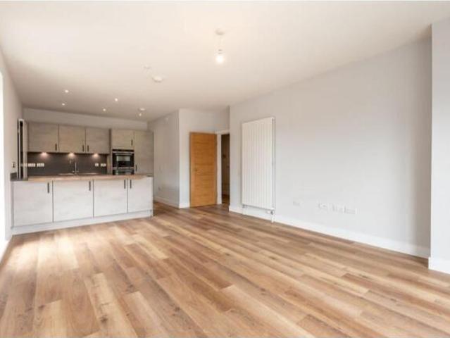 Apartment for sale in Barnton, Scotland