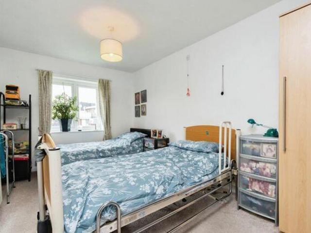 Apartment for sale in Croydon, London Borough of Croydon Apartment for sale in Croydon, London Borough of Croydon