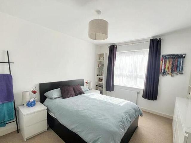 Apartment for sale in Croydon, Pollards Hill