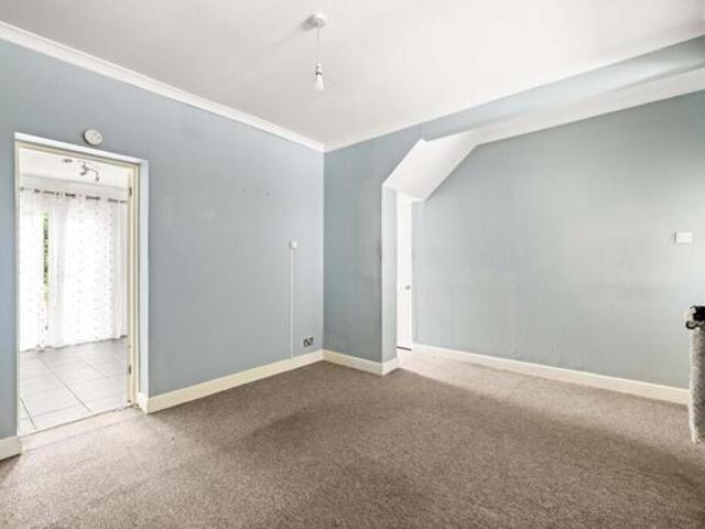 Apartment for sale in Clarendon, Ash