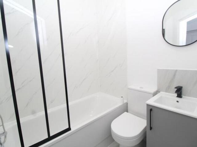 Apartment for sale in Brompton, Gillingham