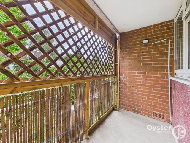 Apartment for sale in Preston, Greater London