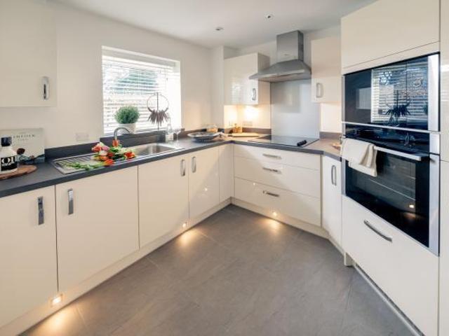 Apartment for sale in Henley-on-Thames, Berrick Salome