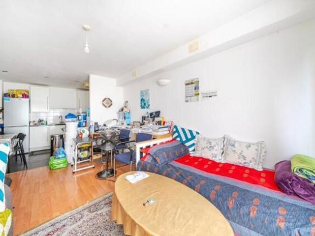 Apartment for sale in St. George in the East, Cat Hill