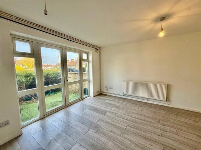Apartment for sale in London Borough of Croydon, South Norwood