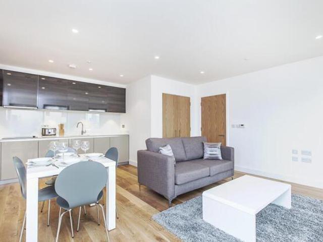 Apartment for sale in Canning Town, Greater London