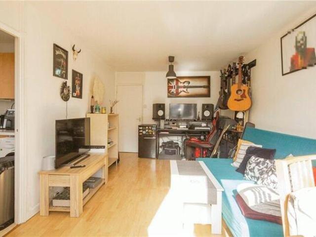Apartment for sale in London, Battersea
