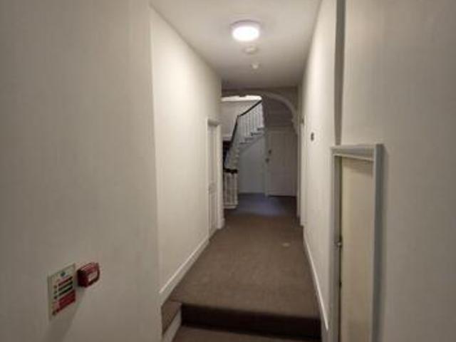 Apartment for sale in East Dulwich, Greater London