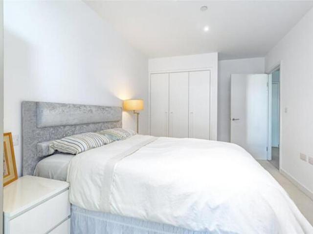 Apartment for sale in Silvertown, Greater London