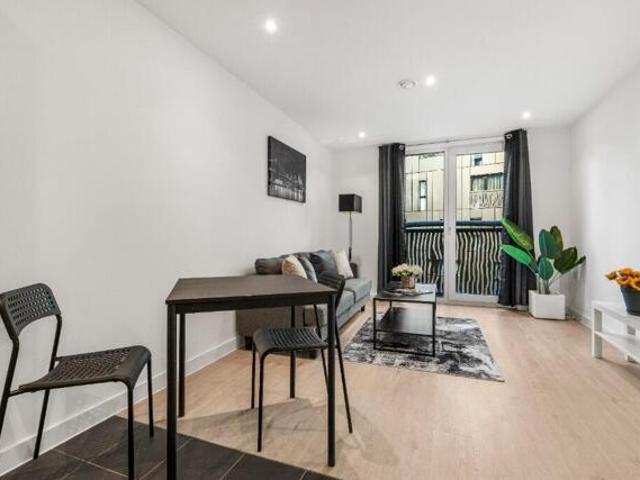 Apartment for sale in Pimlico, Greater London