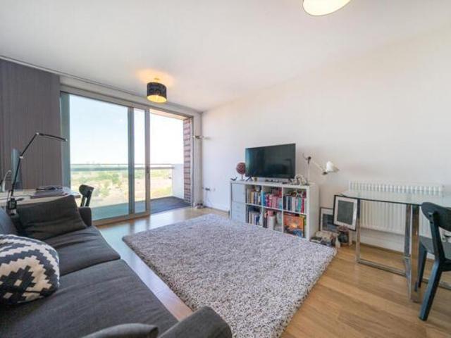 Apartment for sale in Bromley-by-Bow, Cat Hill