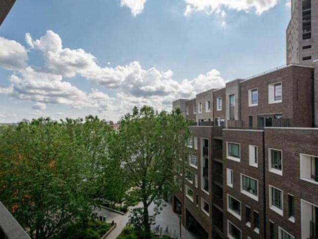 Apartment for sale in Walworth, Greater London